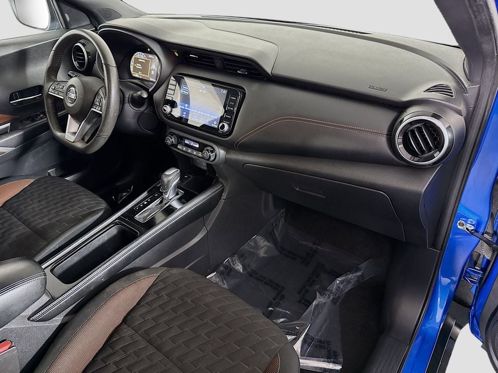 2021 Nissan Kicks SR