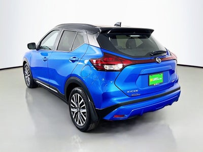 2021 Nissan Kicks SR