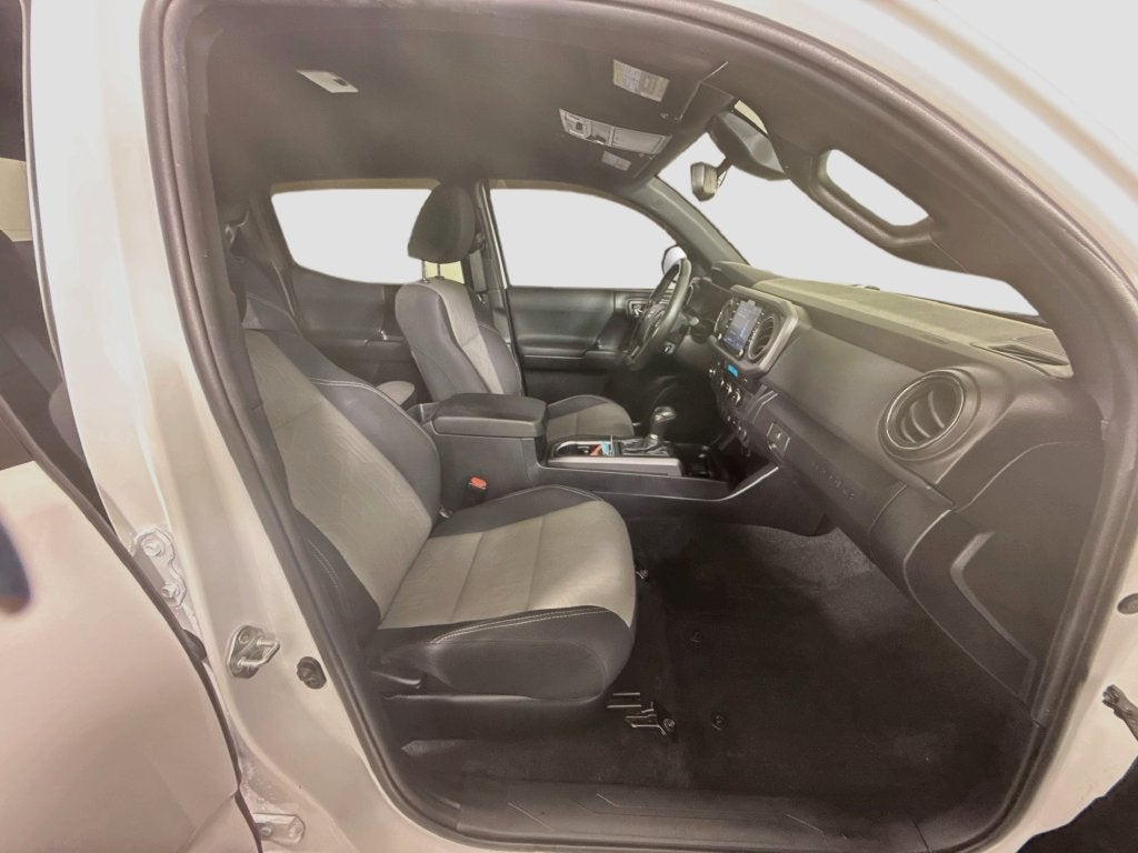 2021 Toyota Tacoma TRD Sport V6
