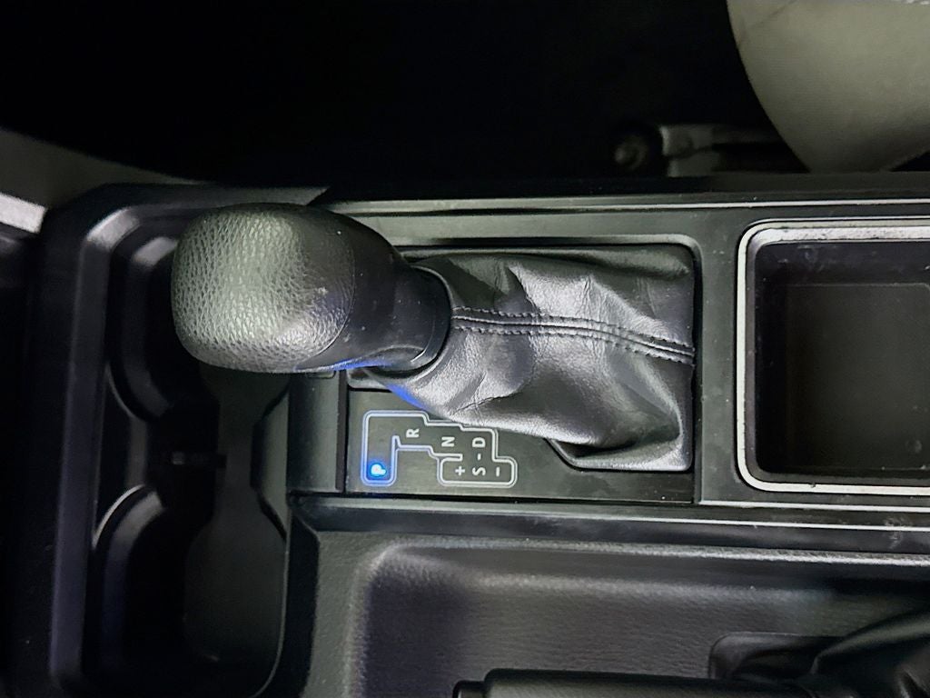 2022 Toyota Tacoma SR V6