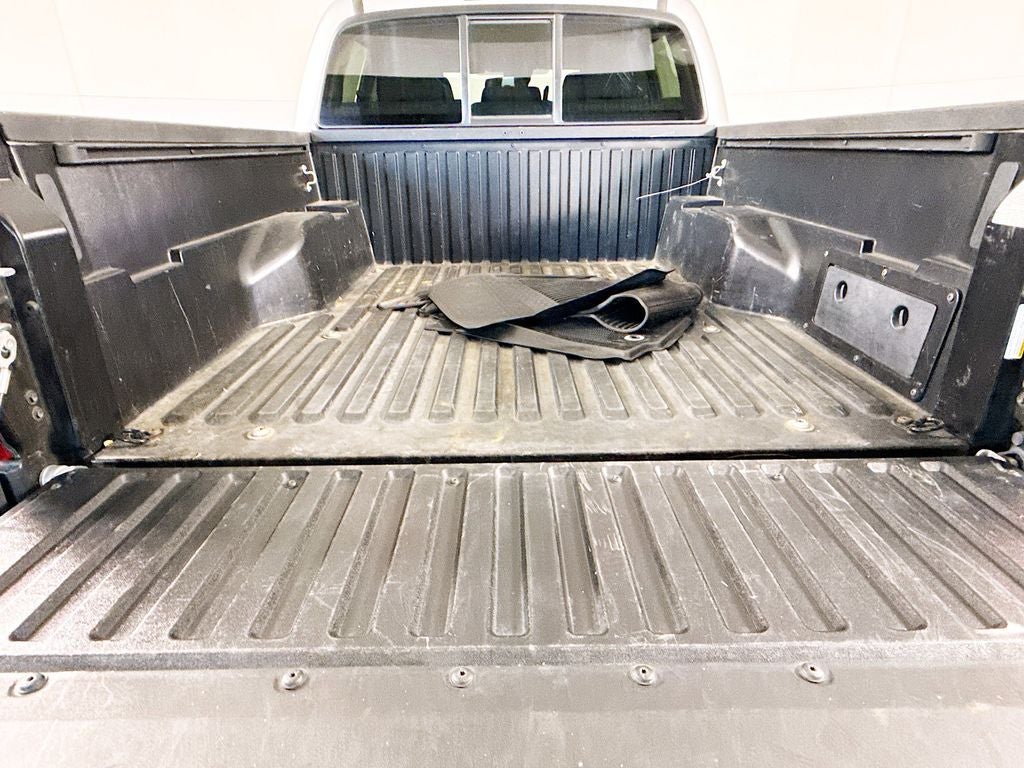 2022 Toyota Tacoma SR V6