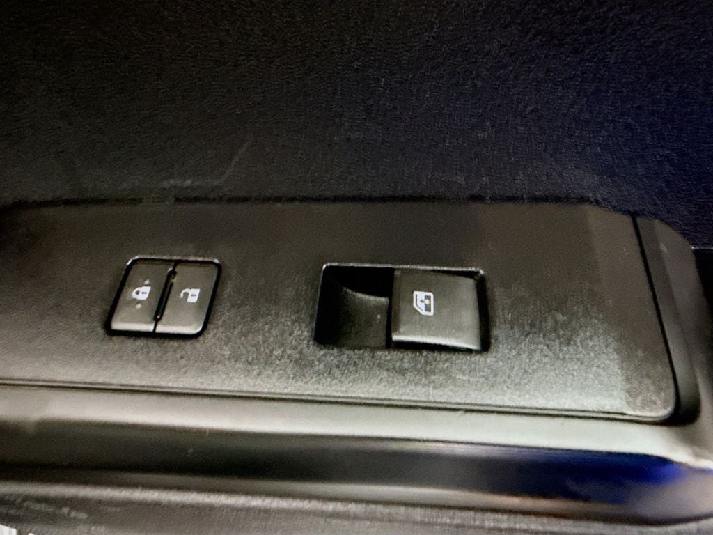 2020 Toyota Tacoma SR V6