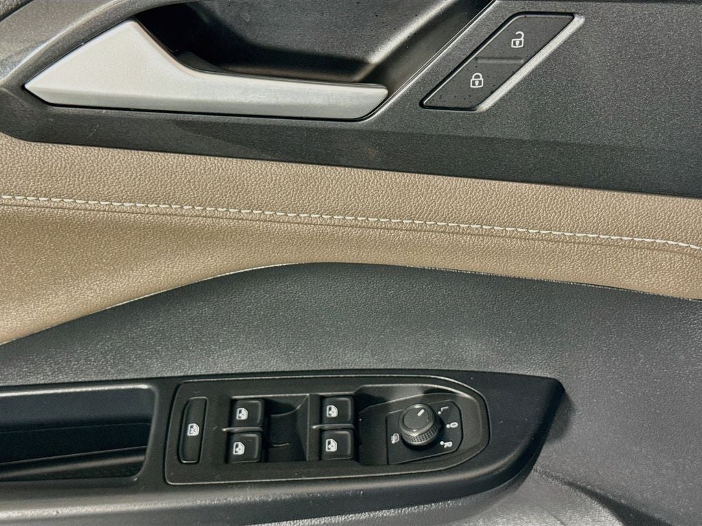 2023 Volkswagen Taos 1.5T SEL