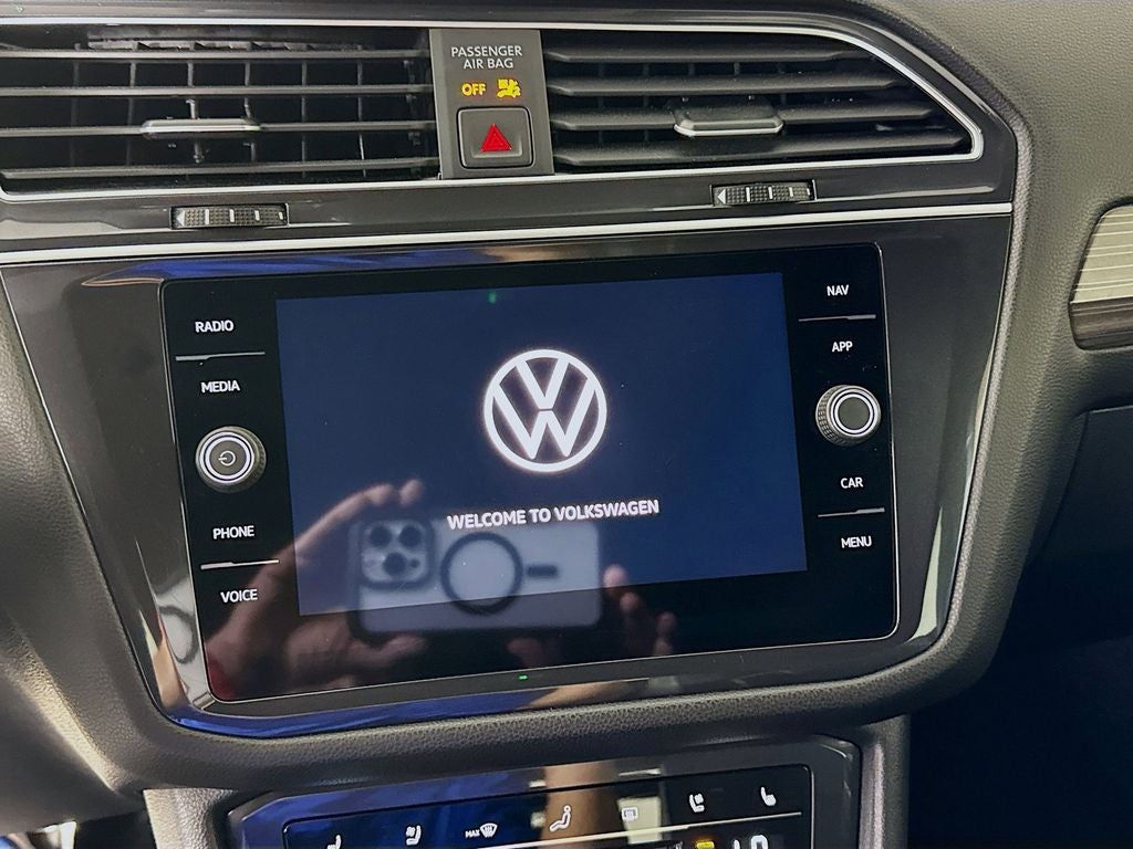 2024 Volkswagen Tiguan 2.0T SEL R-Line