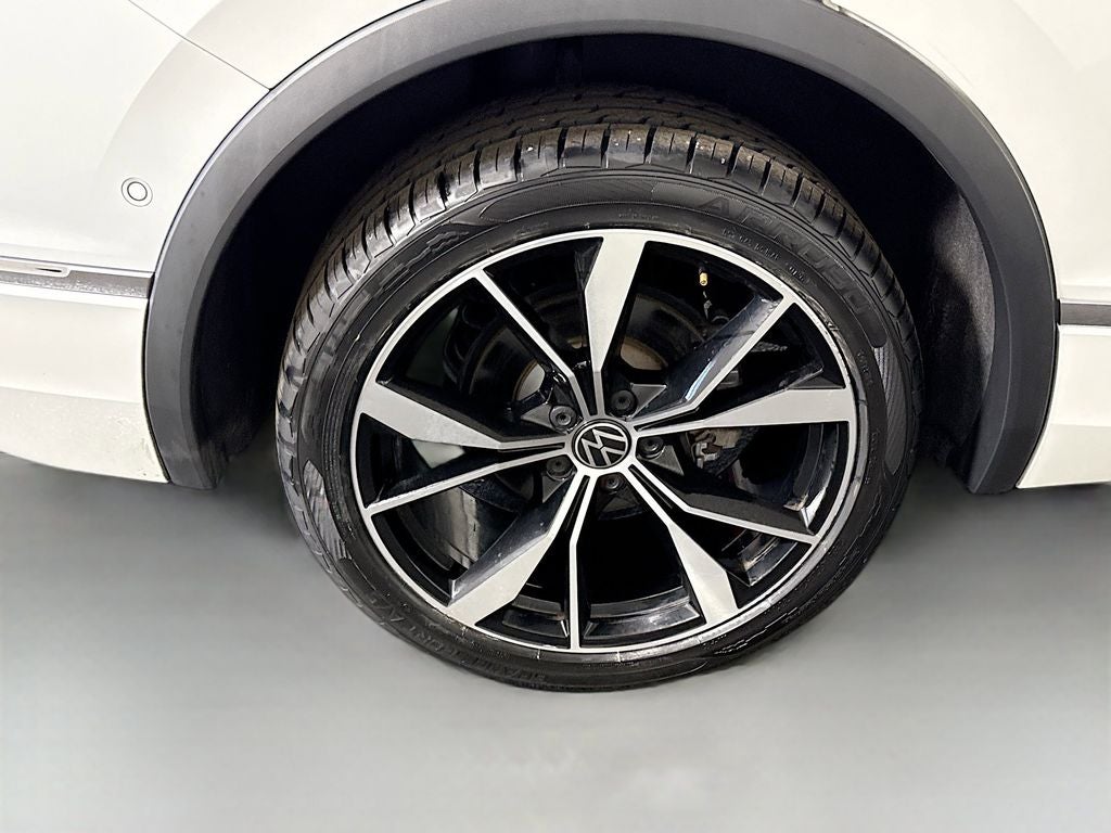 2024 Volkswagen Tiguan 2.0T SEL R-Line