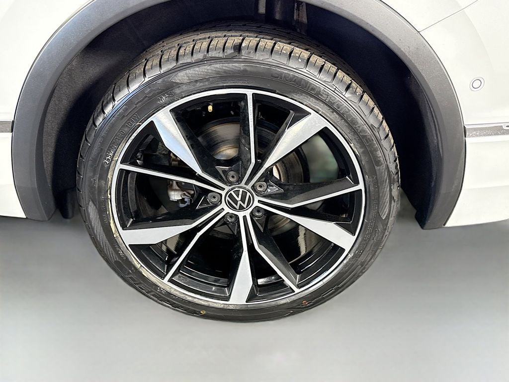 2024 Volkswagen Tiguan 2.0T SEL R-Line