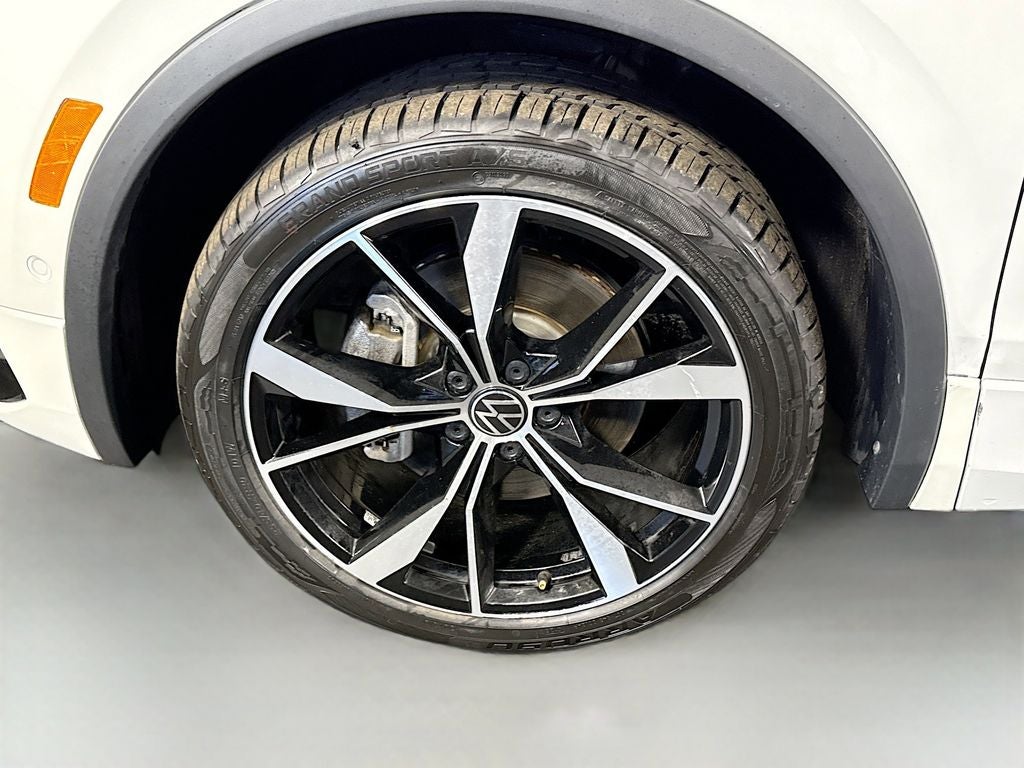 2024 Volkswagen Tiguan 2.0T SEL R-Line