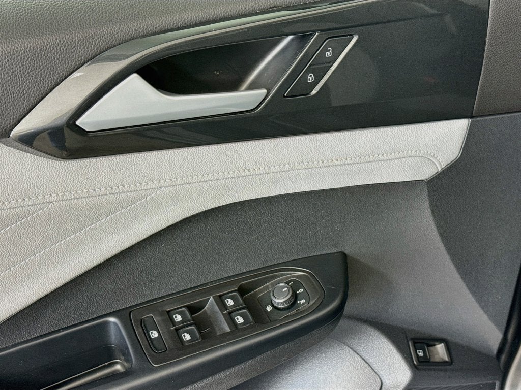 2024 Volkswagen Taos 1.5T SEL
