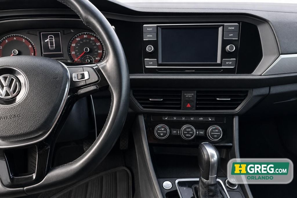 2019 Volkswagen Jetta R-Line