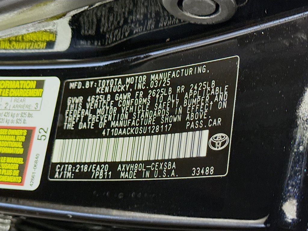 2025 Toyota Camry SE