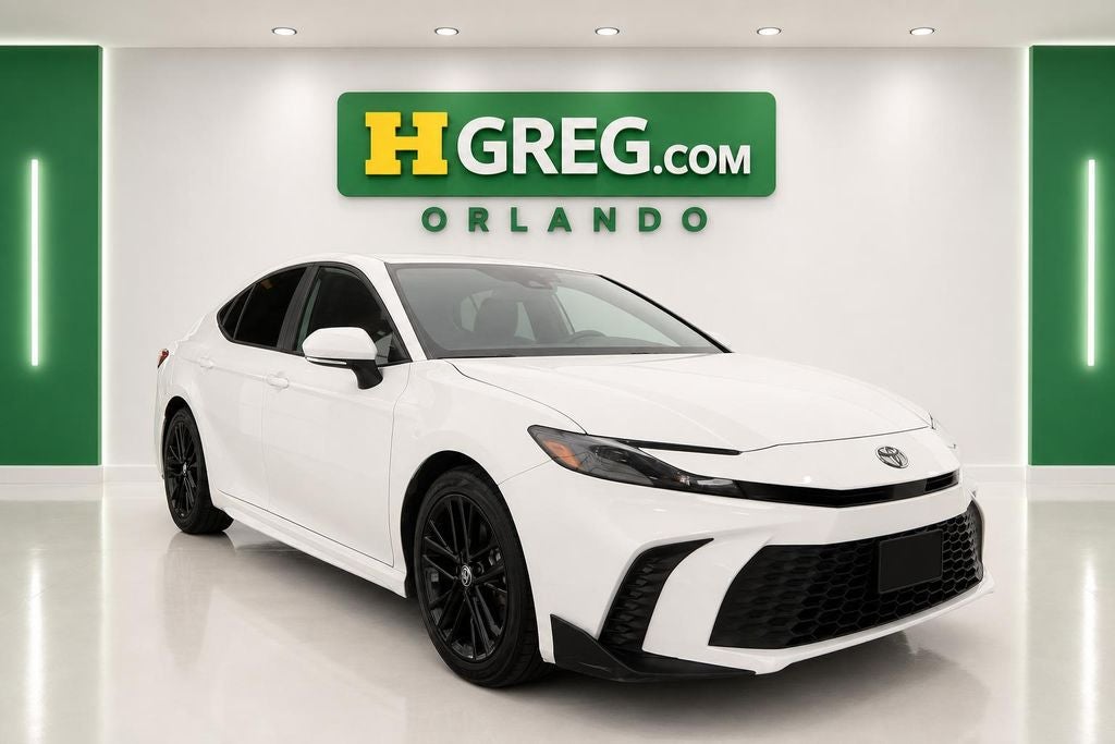 2025 Toyota Camry SE