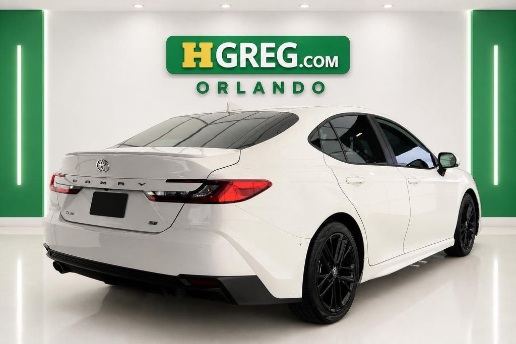 2025 Toyota Camry SE