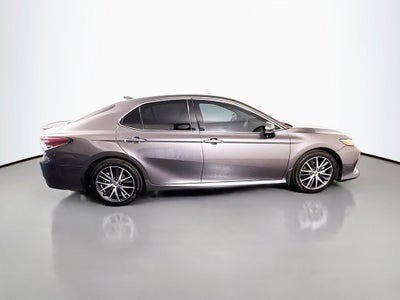 2022 Toyota Camry XLE