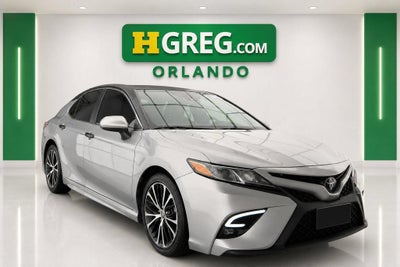 2020 Toyota Camry SE