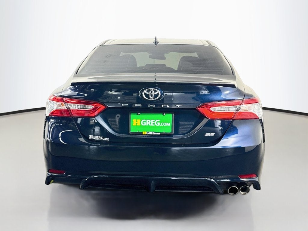 2020 Toyota Camry SE
