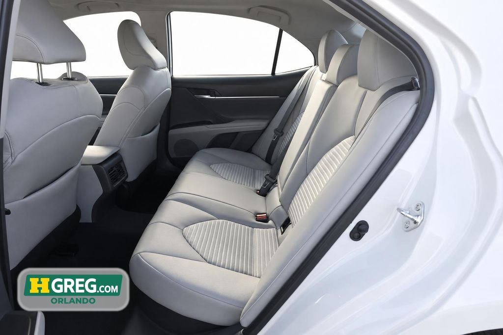 2024 Toyota Camry Hybrid SE
