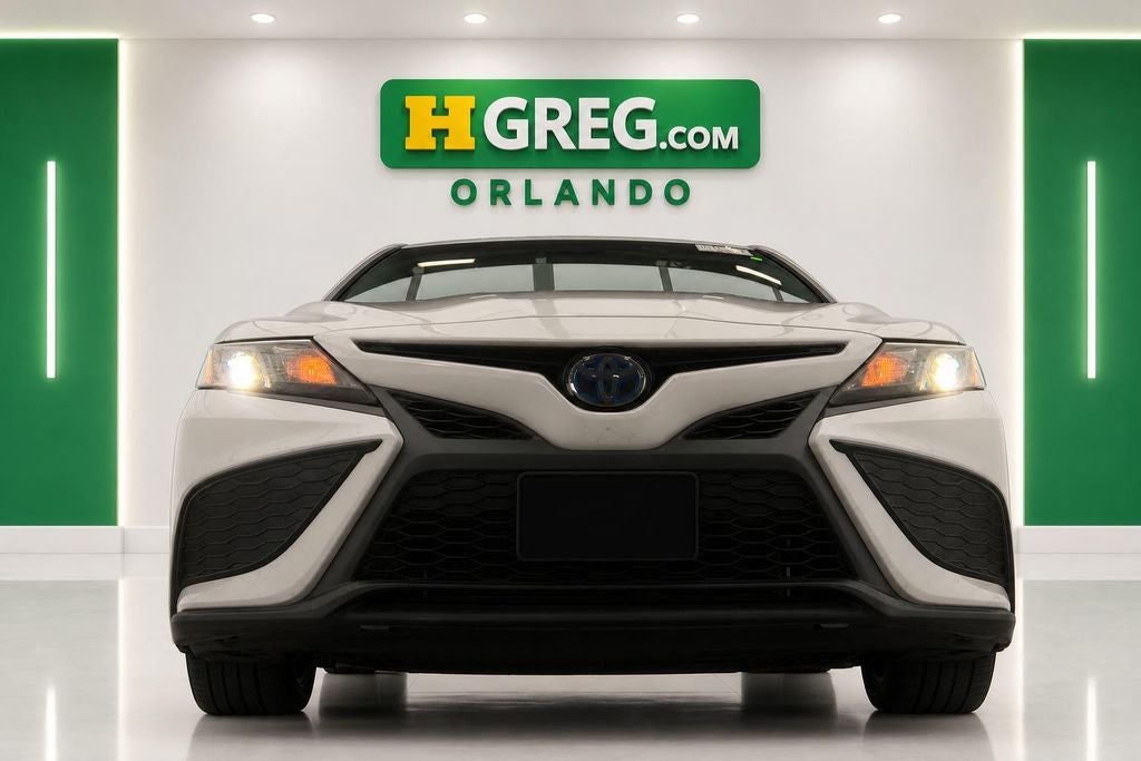 2024 Toyota Camry Hybrid SE