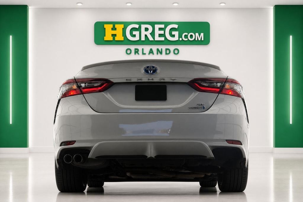 2024 Toyota Camry Hybrid SE