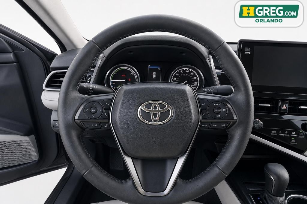 2024 Toyota Camry Hybrid SE