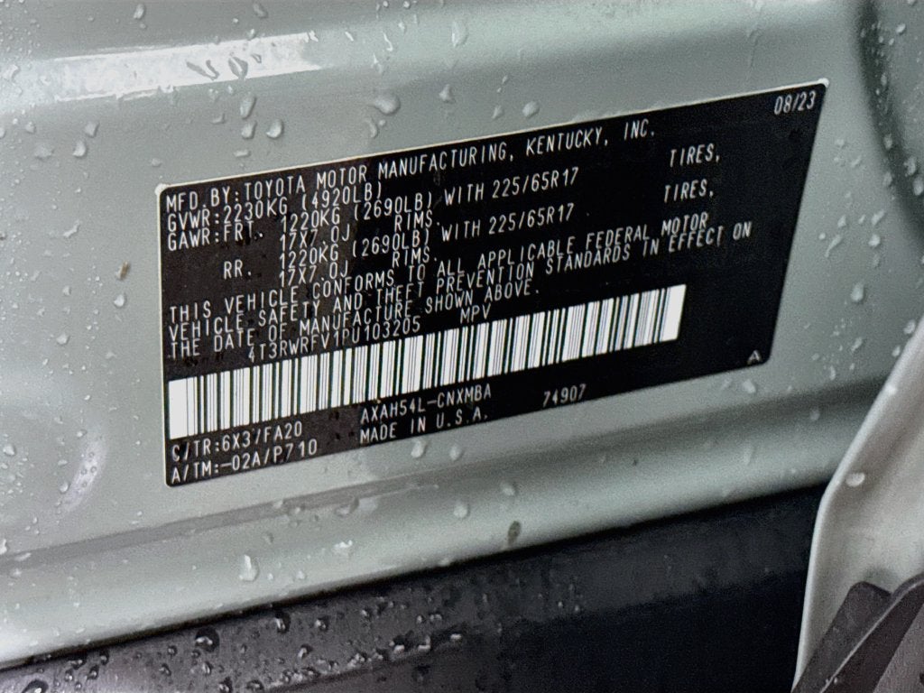 2023 Toyota RAV4 Hybrid XLE