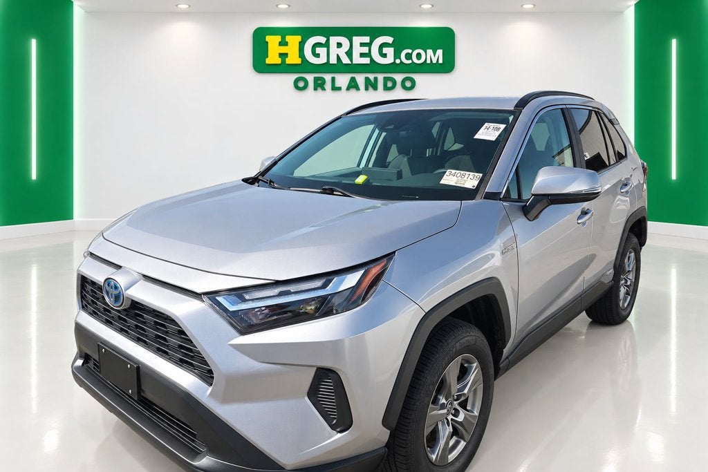 2022 Toyota RAV4 Hybrid XLE