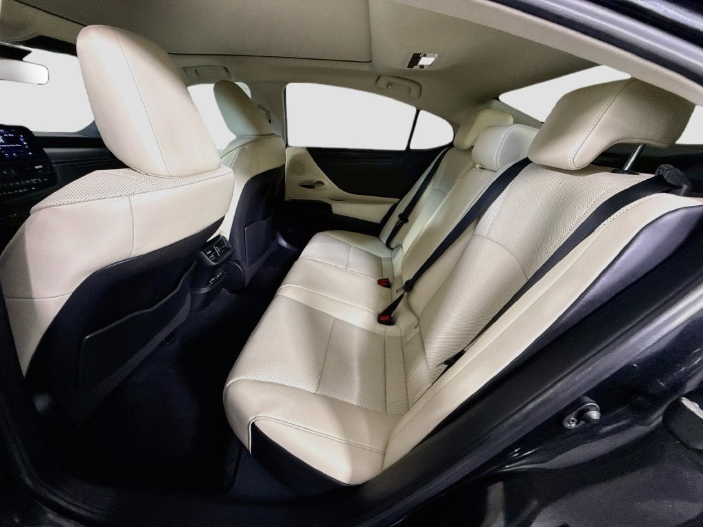 2022 Lexus ES 350