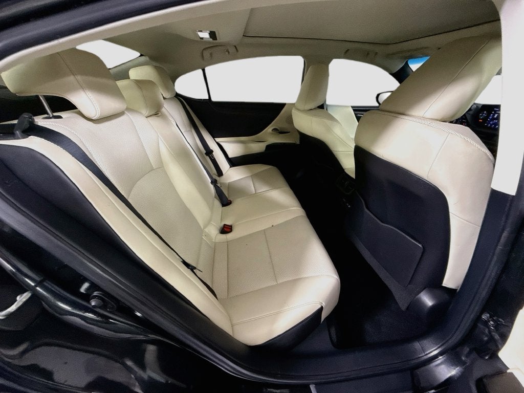 2022 Lexus ES 350