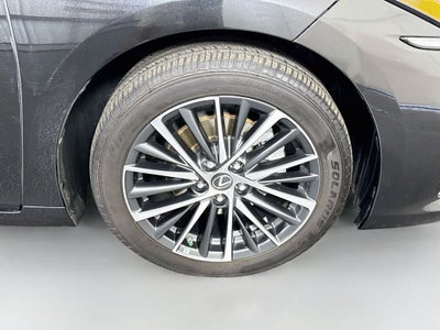 2022 Lexus ES 350