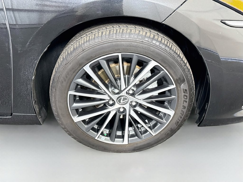 2022 Lexus ES 350
