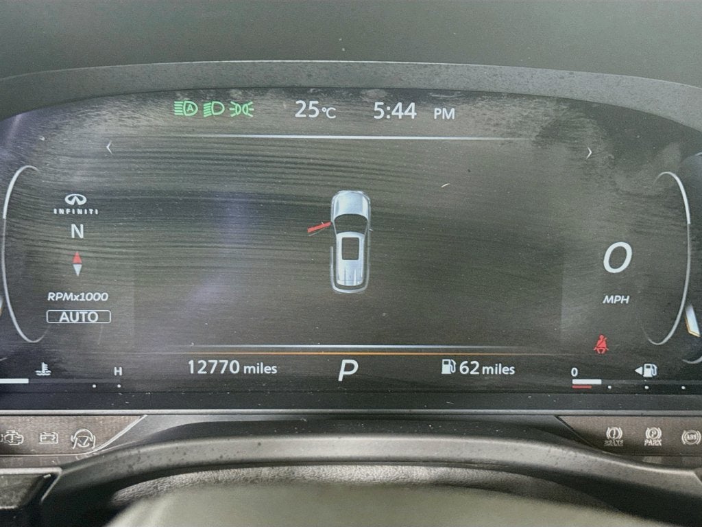 2024 INFINITI QX60 LUXE