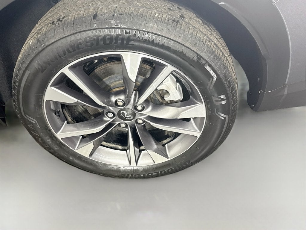 2024 INFINITI QX60 LUXE