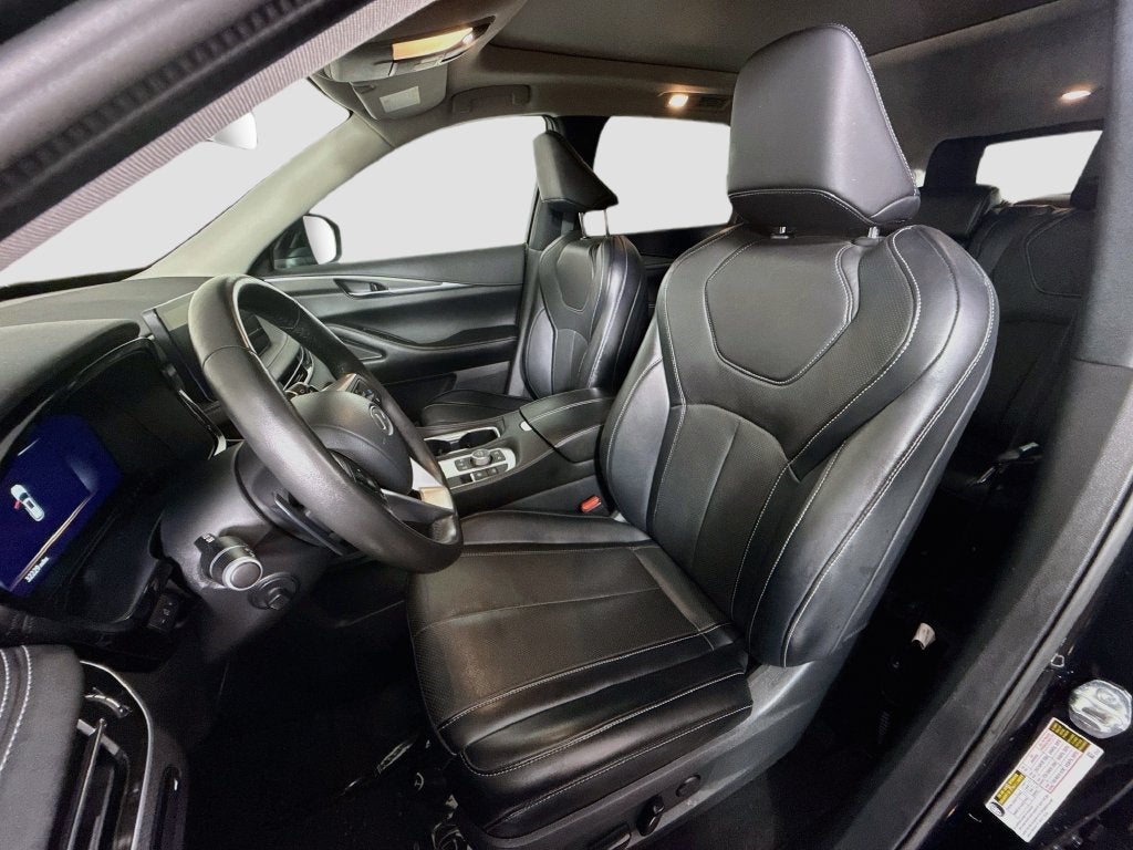 2024 INFINITI QX60 LUXE
