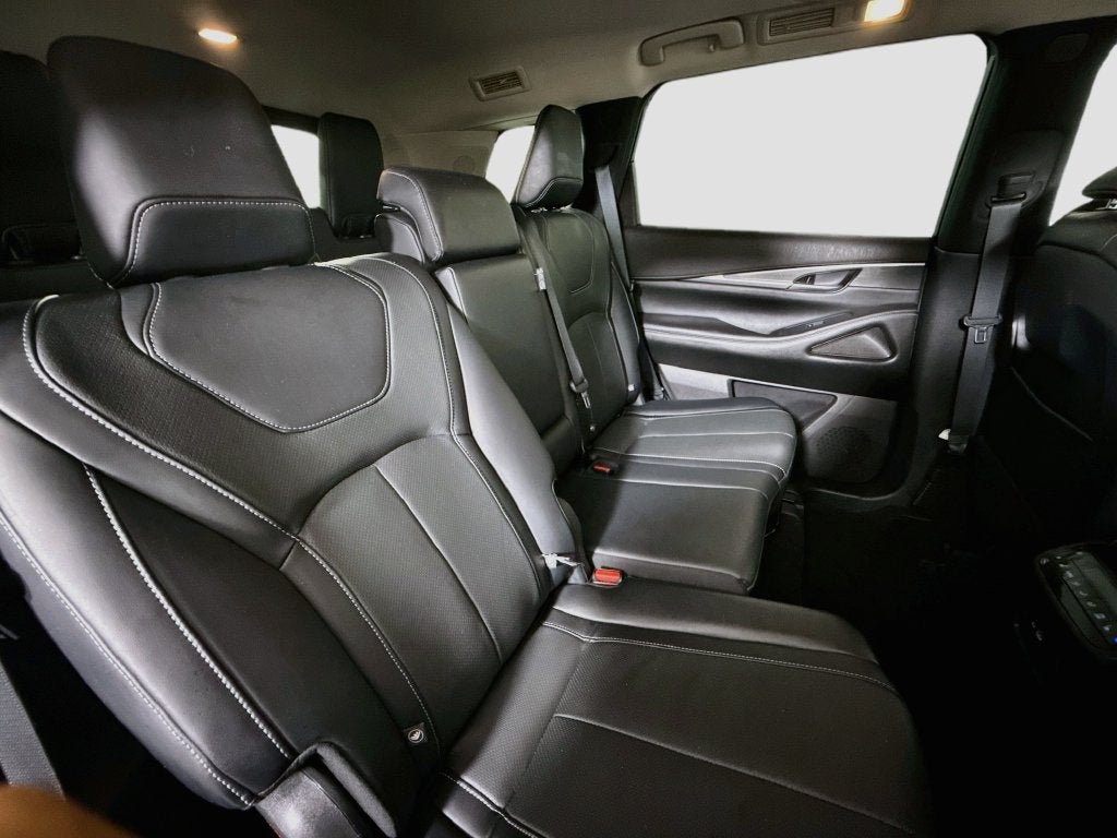 2024 INFINITI QX60 LUXE