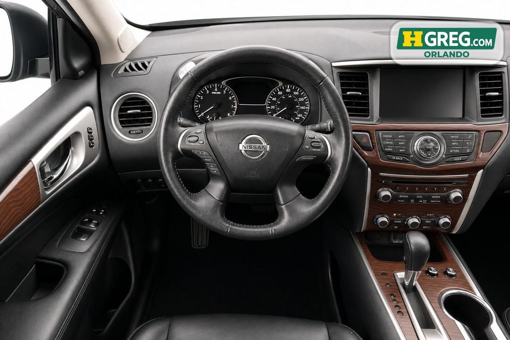 2020 Nissan Pathfinder Platinum
