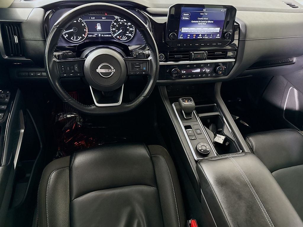 2023 Nissan Pathfinder SL