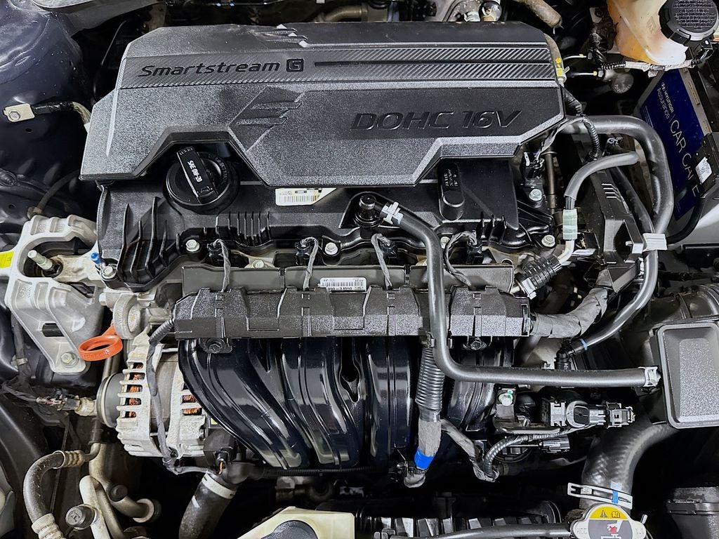 2022 Hyundai Elantra SE