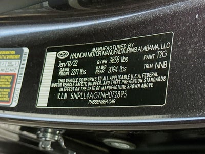 2022 Hyundai Elantra SE