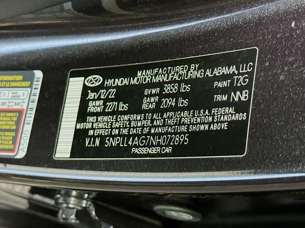 2022 Hyundai Elantra SE
