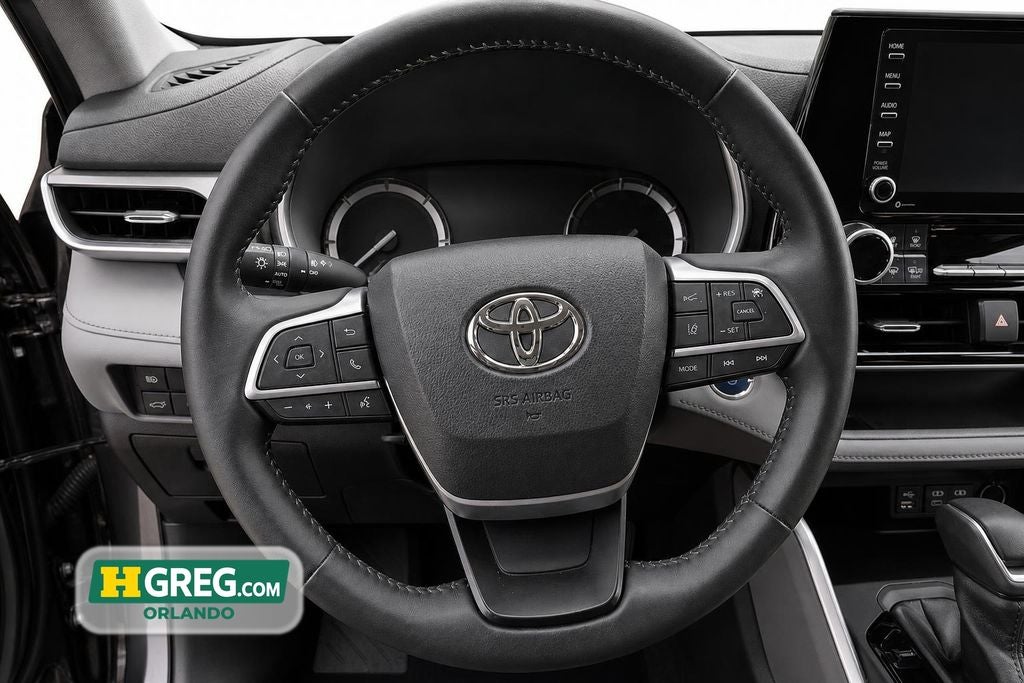 2022 Toyota Highlander Hybrid XLE