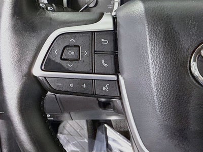 2025 Toyota Highlander LE
