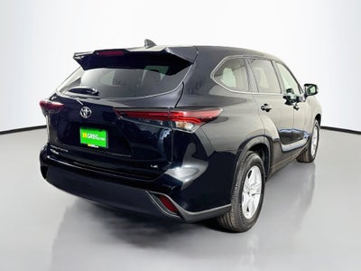 2025 Toyota Highlander LE
