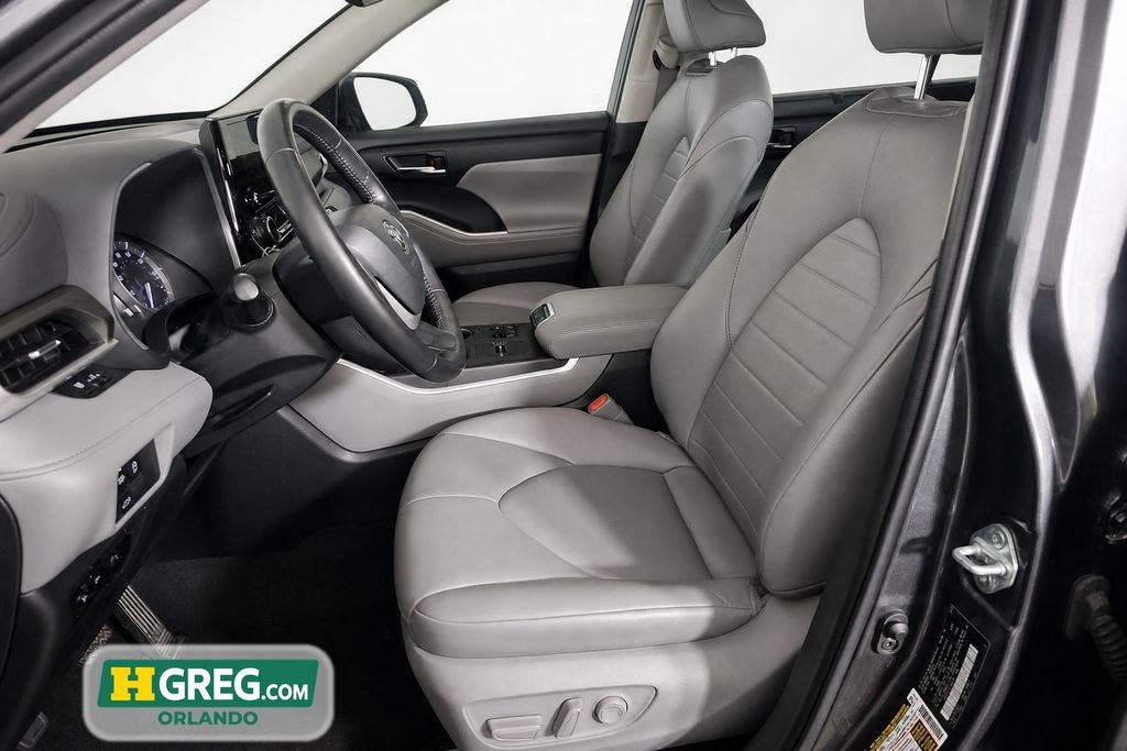 2023 Toyota Highlander XLE