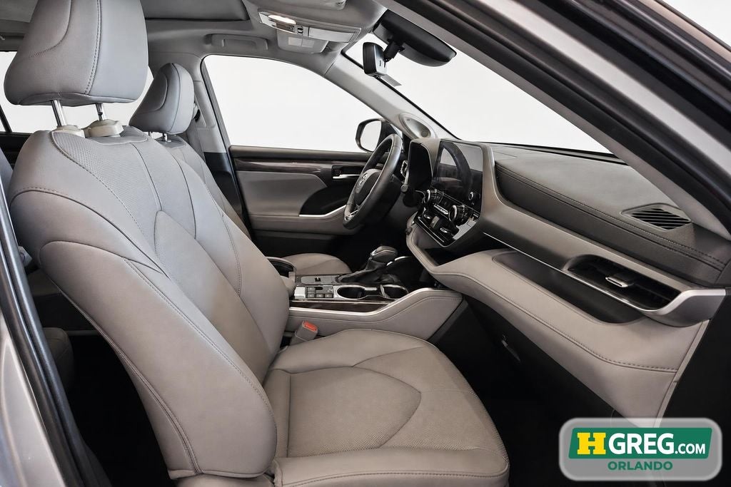 2024 Toyota Highlander Hybrid Limited