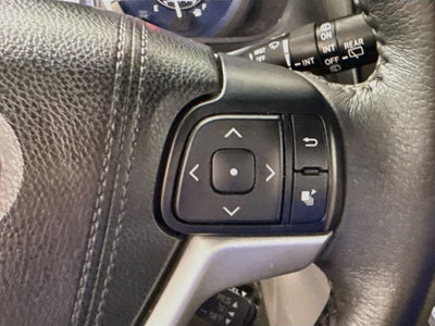 2017 Toyota Sienna XLE 8 Passenger