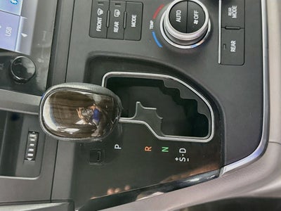 2017 Toyota Sienna XLE 8 Passenger