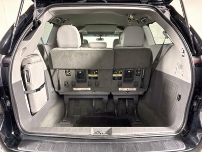 2017 Toyota Sienna XLE 8 Passenger