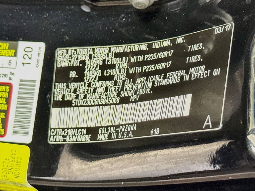 2017 Toyota Sienna XLE 8 Passenger