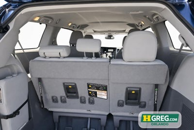 2020 Toyota Sienna XLE 8 Passenger