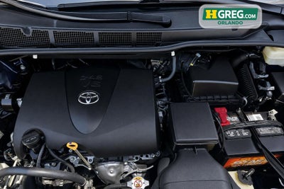 2020 Toyota Sienna XLE 8 Passenger