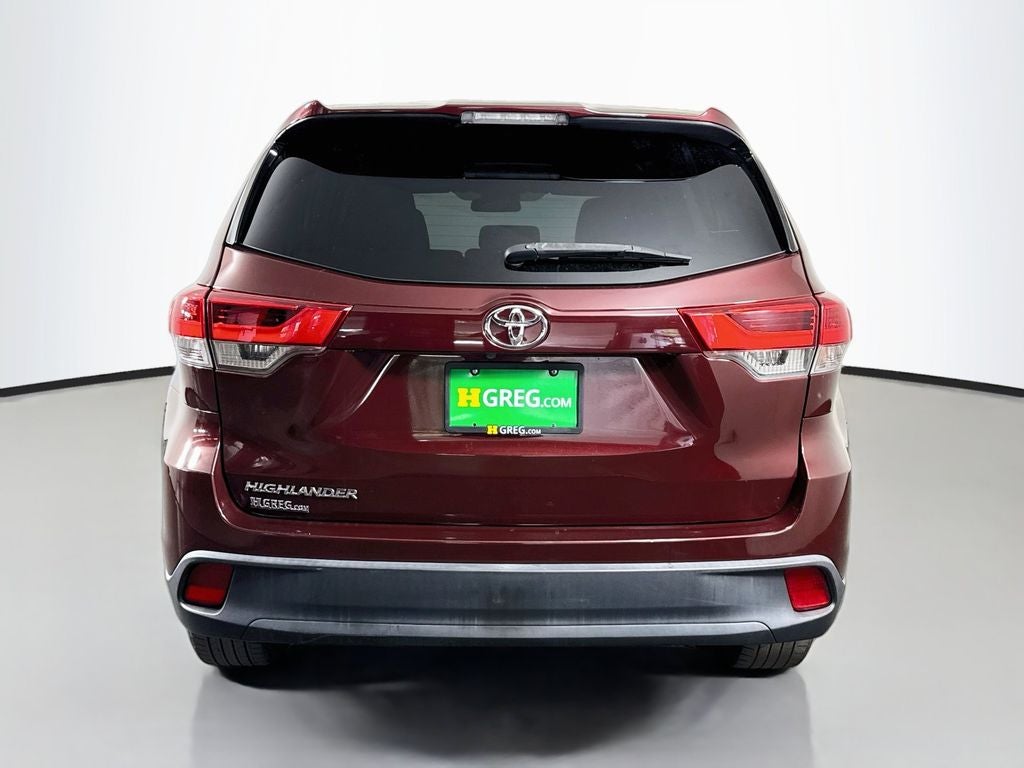 2019 Toyota Highlander LE